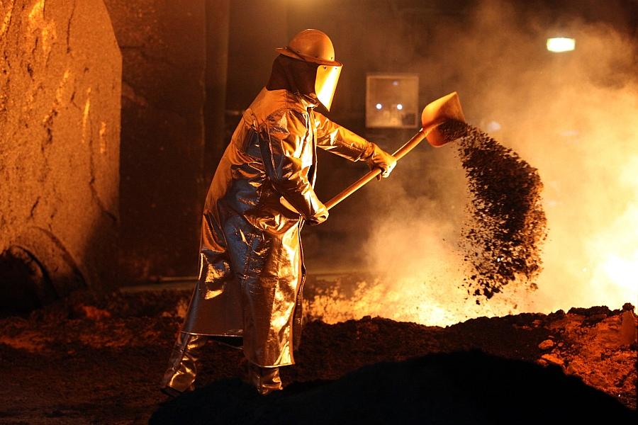 Metall- und Elektroindustrie in der Krise: IG Metall und Gesamtmetall fordern politische Rettungsmaßnahmen