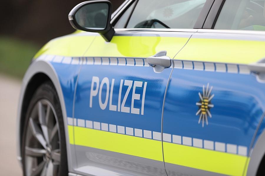 Maskierte greifen Fans bei Juniorenspiel in Grünhain-Beierfeld an