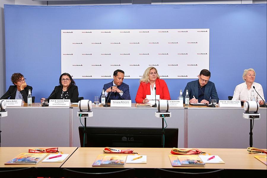 Junge Deutsche wollen mehr Altersvorsorge-Wissen – Studie zeigt Wissenslücken