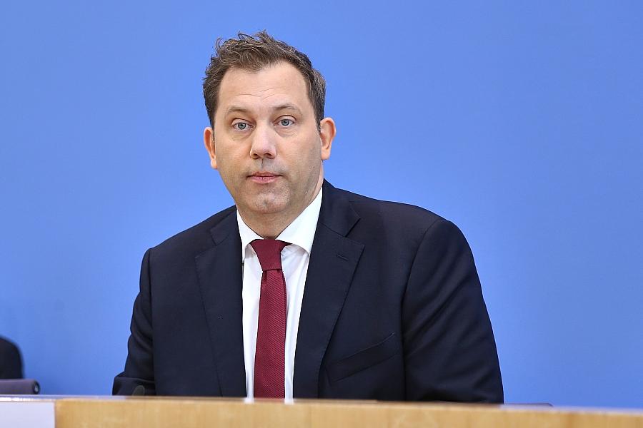 CDU-Sozialflügel fordert Senkung der Stromsteuer für Verbraucher im Haushaltsentwurf
