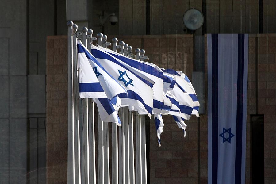 Iran startet Raketenangriff auf Israel – Luftwaffe im Einsatz zur Abwehr