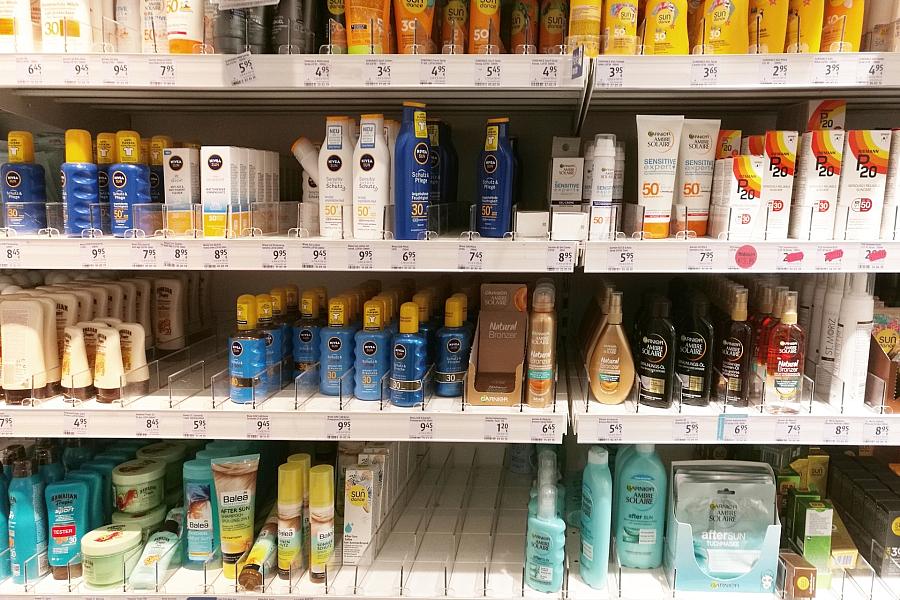 Sonnencreme allein reicht nicht: Deutsche Krebshilfe warnt vor falschem Sonnenschutz