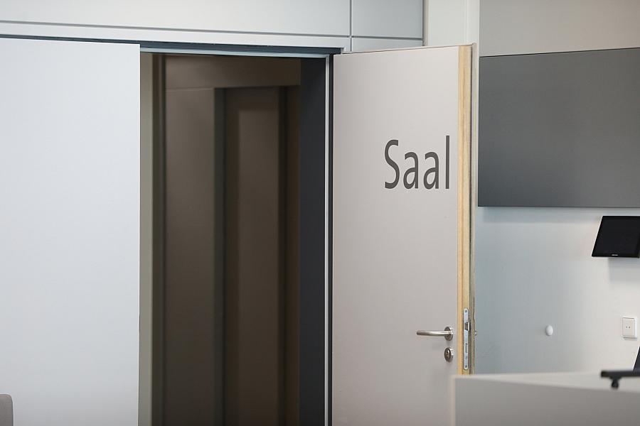 Unternehmer aus Halle zu Haftstrafe wegen Schwarzarbeit verurteilt