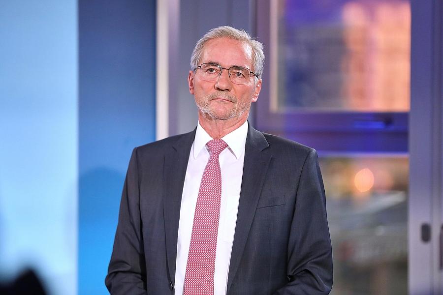 Matthias Platzeck verteidigt Russland-Reisen während Ukraine-Krieg