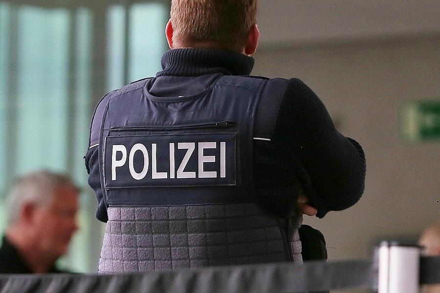 Politiker von CDU und SPD wollen AfD-Mitglieder aus Staatsdienst fernhalten