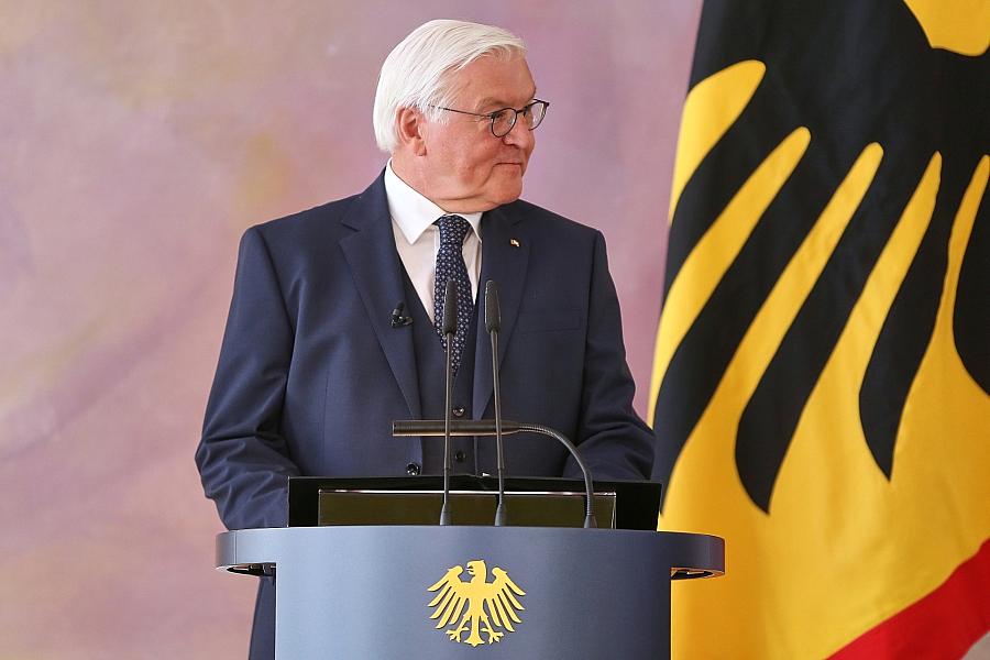 Historiker Kowalczuk zweifelt an Steinmeiers Glaubwürdigkeit im Baltikum
