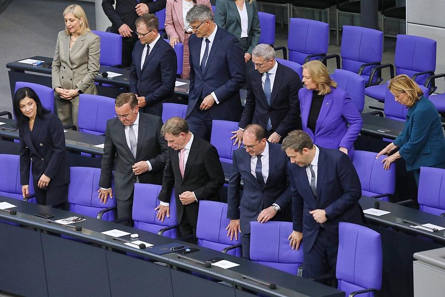 Ifo-Präsident Fuest bewertet Bundesregierung: Fortschritte bei Sicherheit, Nachbesserungen nötig