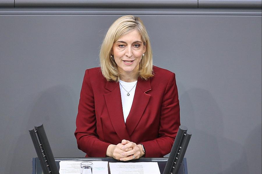 Bericht: Krankenkassenbeiträge könnten laut Ministerin stark ansteigen