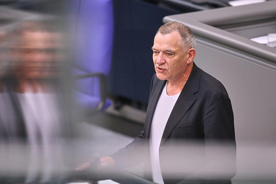 Linke fordert Vorschlagsrecht für Verfassungsrichter – van Aken signalisiert Gesprächsbereitschaft