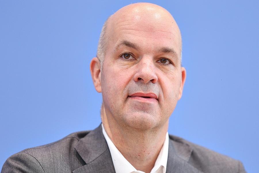 DIW-Chef Fratzscher kritisiert Bundeshaushalt als Mogelpackung und warnt vor Schuldenanstieg