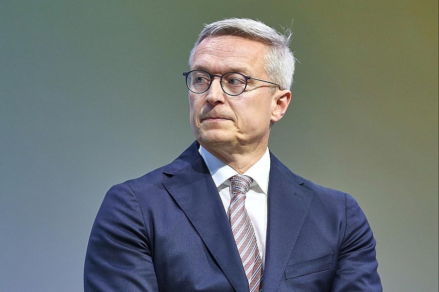 Digitalminister Wildberger plant Testregionen für flächendeckende Digitalisierung der Verwaltung