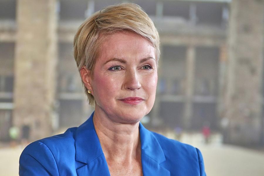 Schwesig fordert Union zur Zurückhaltung bei Kritik an Verfassungsrichterkandidatin auf