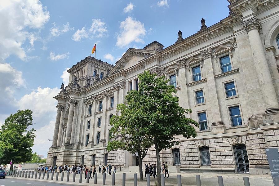 Koalitionsstreit über Abtreibungen: SPD und Union uneins über Kostenübernahme und Legalisierung
