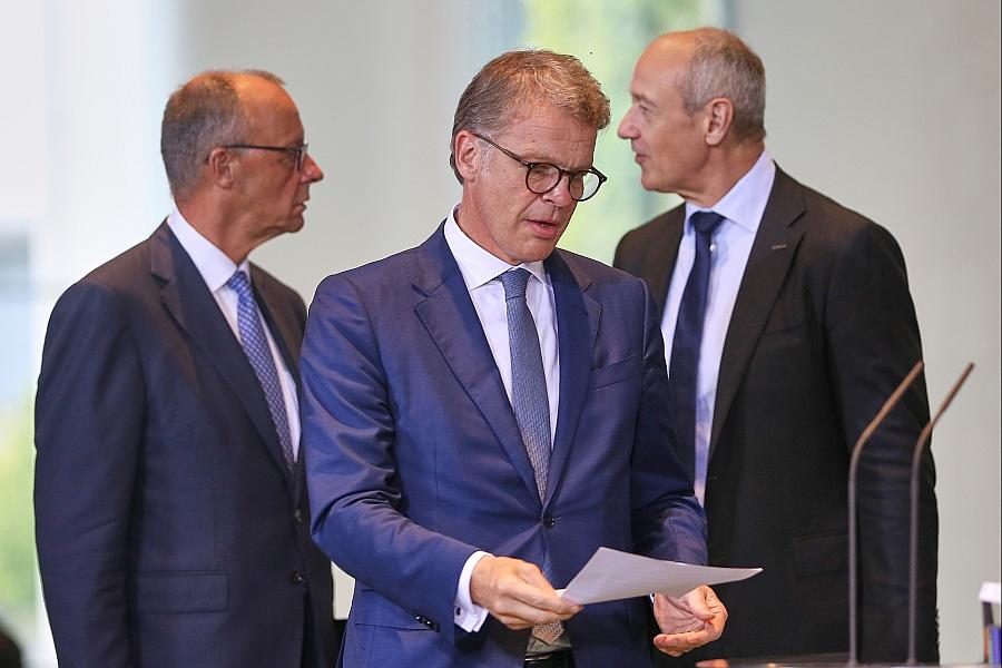 IG Metall-Chefin Benner begrüßt Investitionsinitiative warnt aber vor falschen Erwartungen