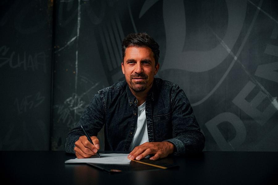 Dynamo Dresden verlängert mit Trainer Thomas Stamm