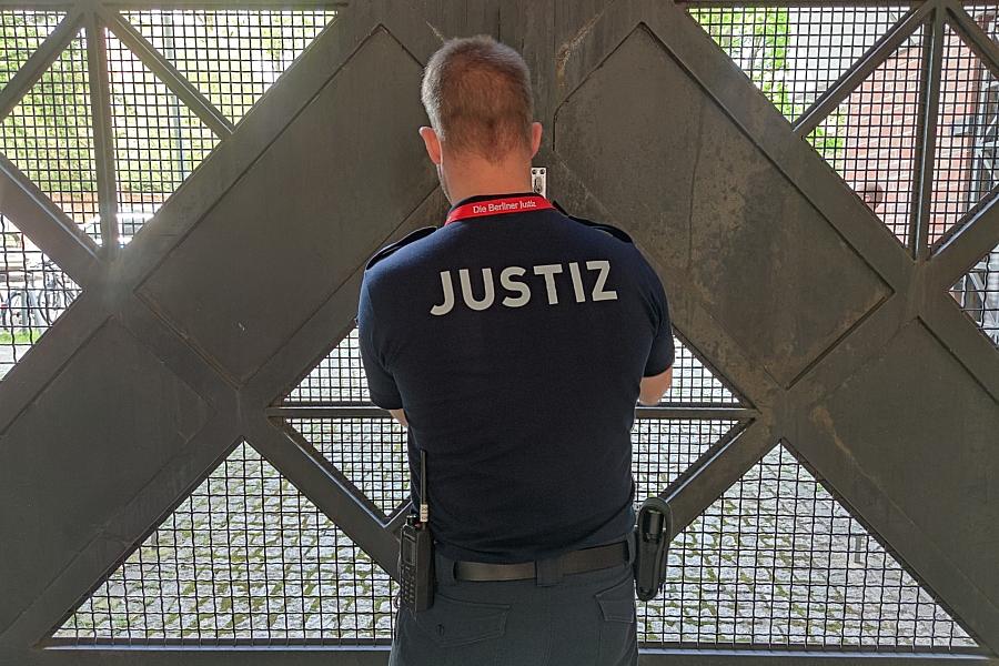 Bundesländer stocken Abschiebehaftplätze auf