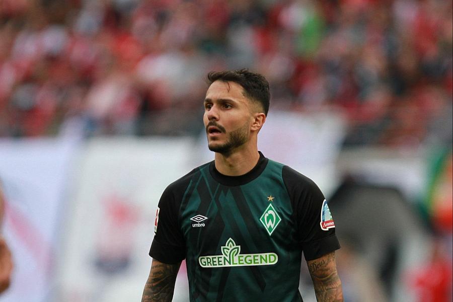 Arminia Bielefeld schlägt Werder Bremen 1:0 im DFB-Pokal dank spätem Tor von Isaiah Young