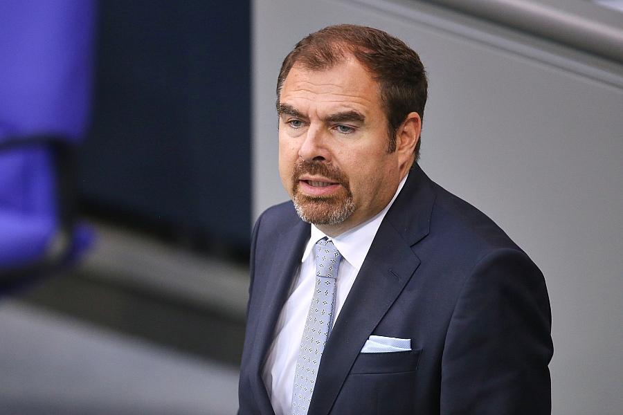 Florian Hahn kritisiert freiwillige Wehrpflicht als unzureichend gegen Bedrohung durch Russland