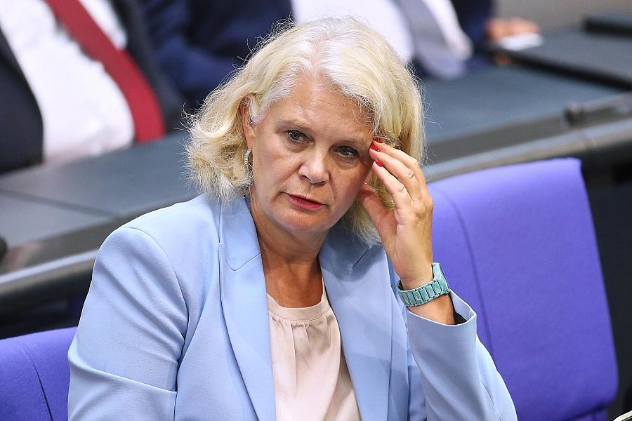 CDU-Fraktion distanziert sich von Saskia Ludwig nach AfD-Nähe und MCC-Veranstaltung