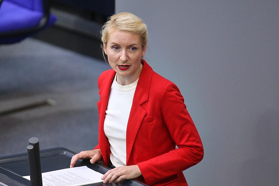 Linken-Chefin kritisiert Bundesregierung nach gescheiterter Verfassungsrichterwahl