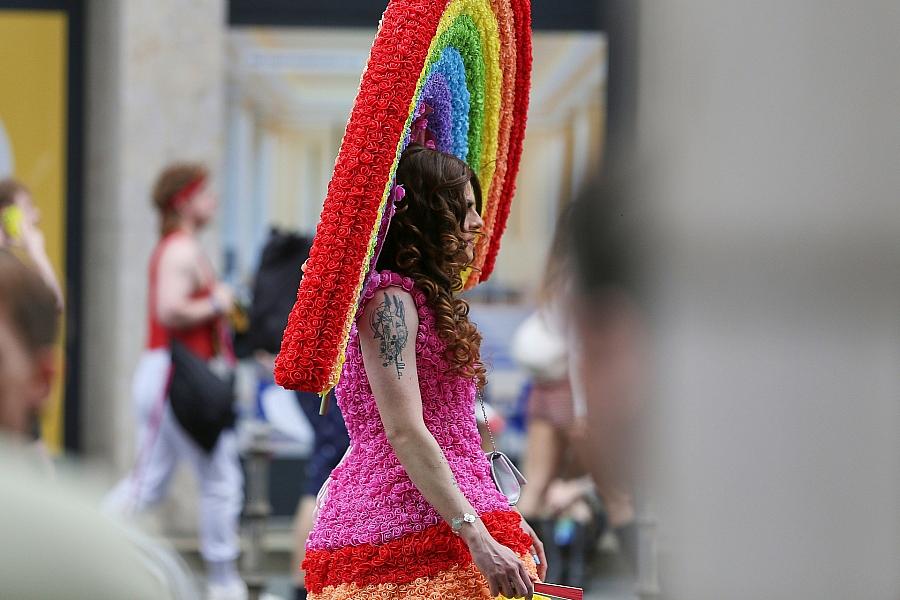 Antifeminismus und Queerfeindlichkeit: Über 500 Vorfälle in Deutschland gemeldet