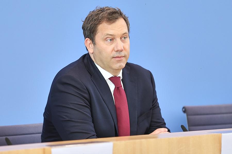 SPD-Chef Klingbeil offen für Steuererhöhungen bei Reichen zur Haushaltssanierung