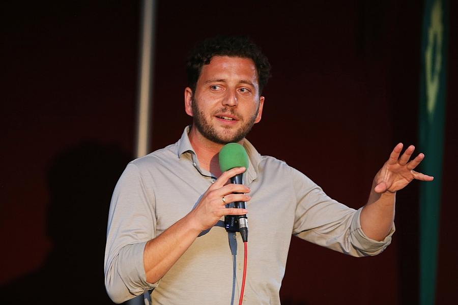 Grünen-Chef Banaszak kritisiert Union scharf nach Rückzug von Verfassungsgerichtskandidatin
