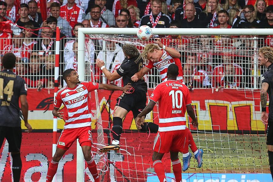 1. FC Union Berlin schlägt VfB Stuttgart 2:1 zum Bundesliga-Auftakt