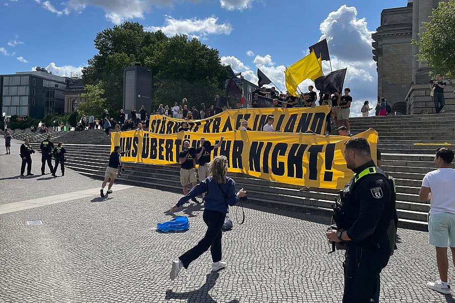 „Identitäre Bewegung“ versucht ARD-Sommerinterview zu stören