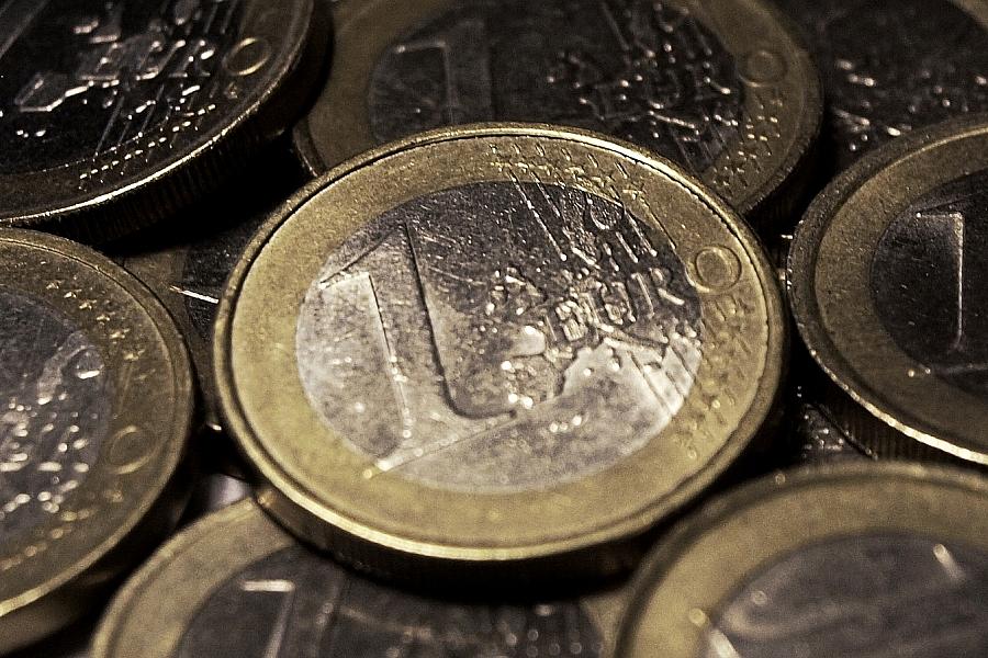 Mindestlohnbetrug in Deutschland: FKS verhängt 25,3 Millionen Euro Strafen