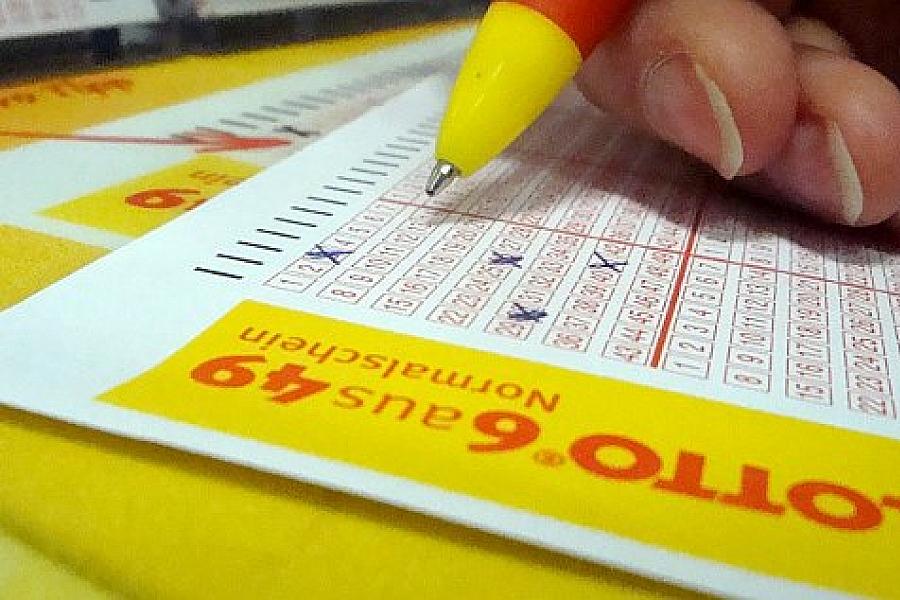 Lottozahlen vom Mittwoch: 20, 21, 22, 27, 37, 44 mit Superzahl 7 – 10 Millionen Euro Jackpot