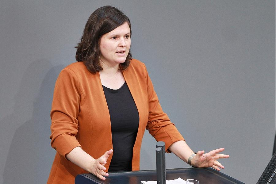 Russische Drohnen in Polen: Grüne und Linke fordern diplomatische Reaktion und Aufklaerung