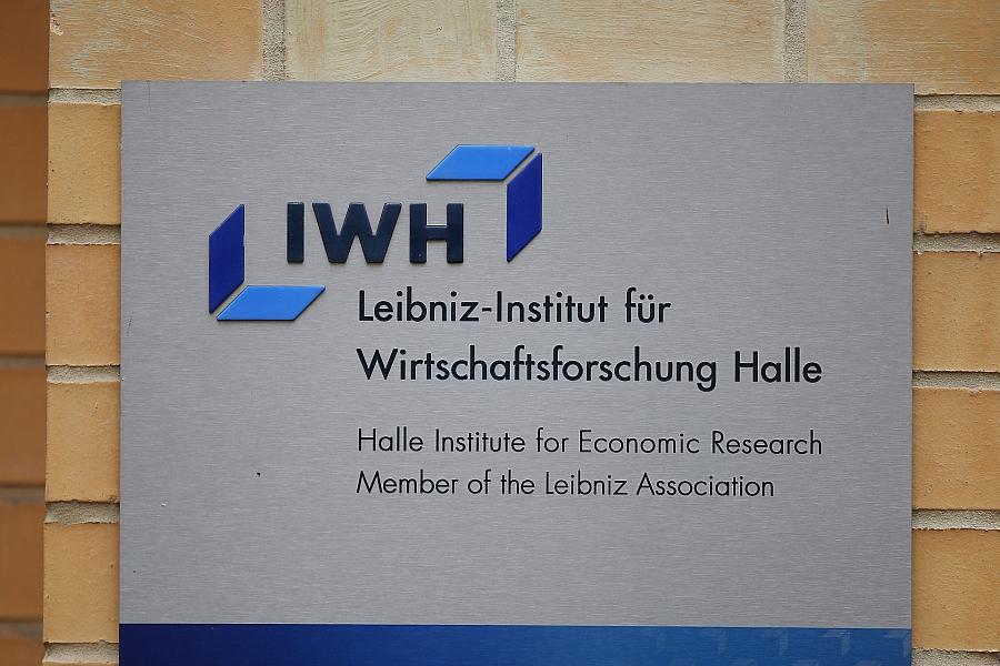 IWH-Prognose: Deutsche Wirtschaft 2026 mit 0,8 Prozent Wachstum – US-Zölle und Konjunkturkrise als Risiken