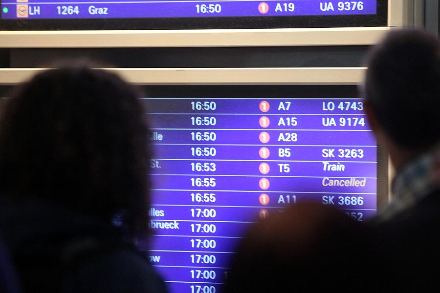 Weltkriegsbombe am Frankfurter Flughafen erfolgreich entschärft – A5 wieder frei