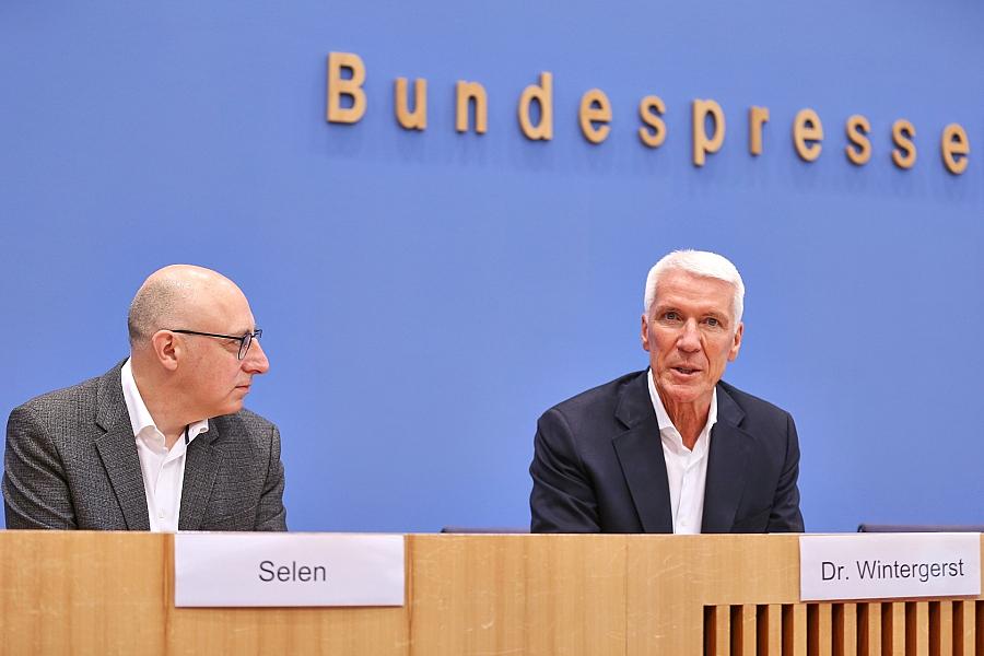 Bericht vorgestellt: KI ist bei Cyberattacken ein wachsender Faktor