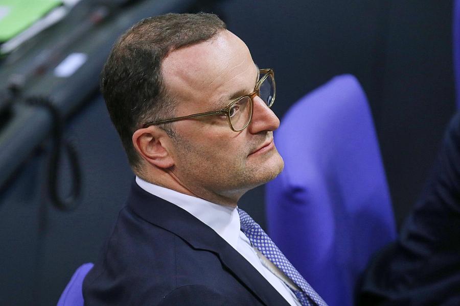 Jens Spahn fordert Helmut-Kohl-Straßen in allen Städten und kritisiert langsame Bauprojekte