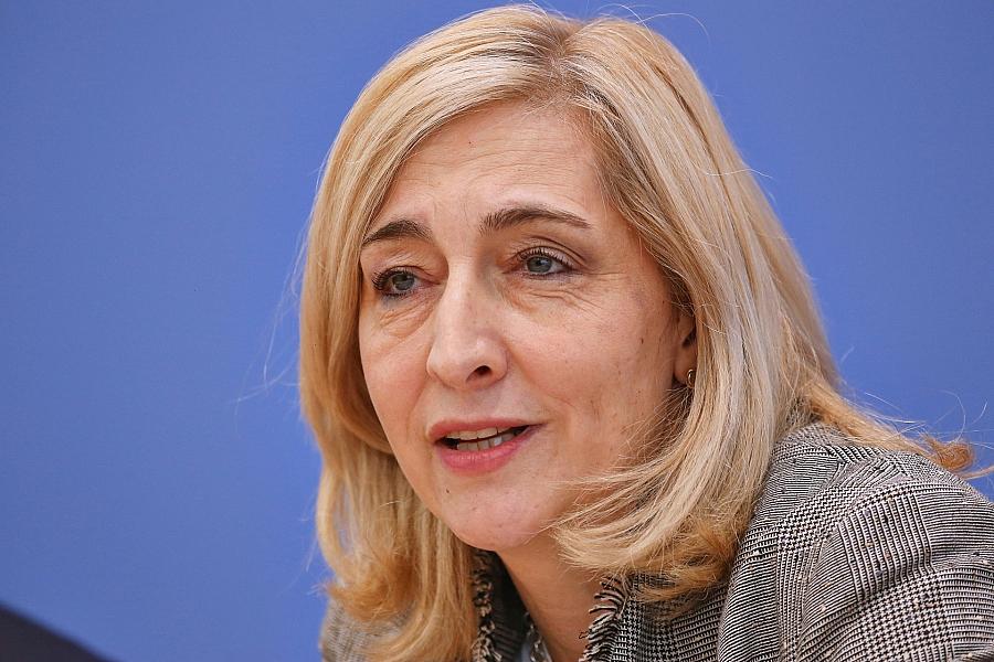 Bundesgesundheitsministerin Warken kündigt Stärkung der psychischen Gesundheitsversorgung an