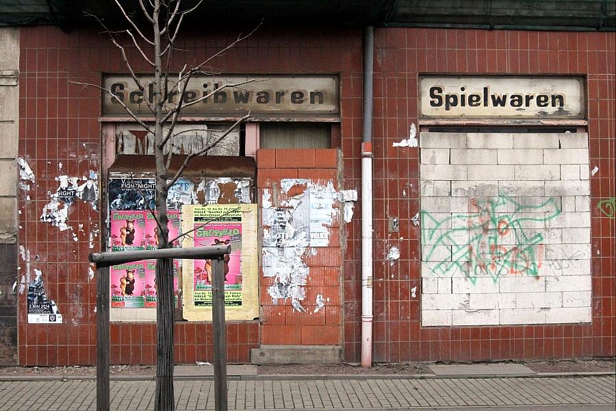 NRW-Ministerin Scharrenbach fordert mehr kommunale Macht gegen Schrottimmobilien vom Bund