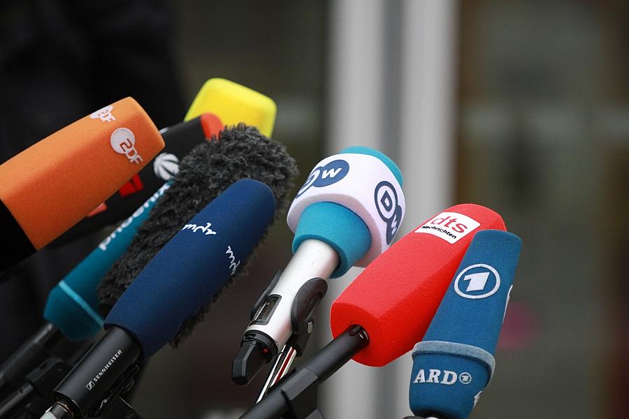 EU-Sender und Politiker fordern von der Leyen zu Protest gegen US-Journalistenvisa-Beschränkungen auf