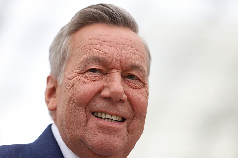 Depeche Mode an Spitze der Album-Charts – Roland Kaiser auf Platz 3