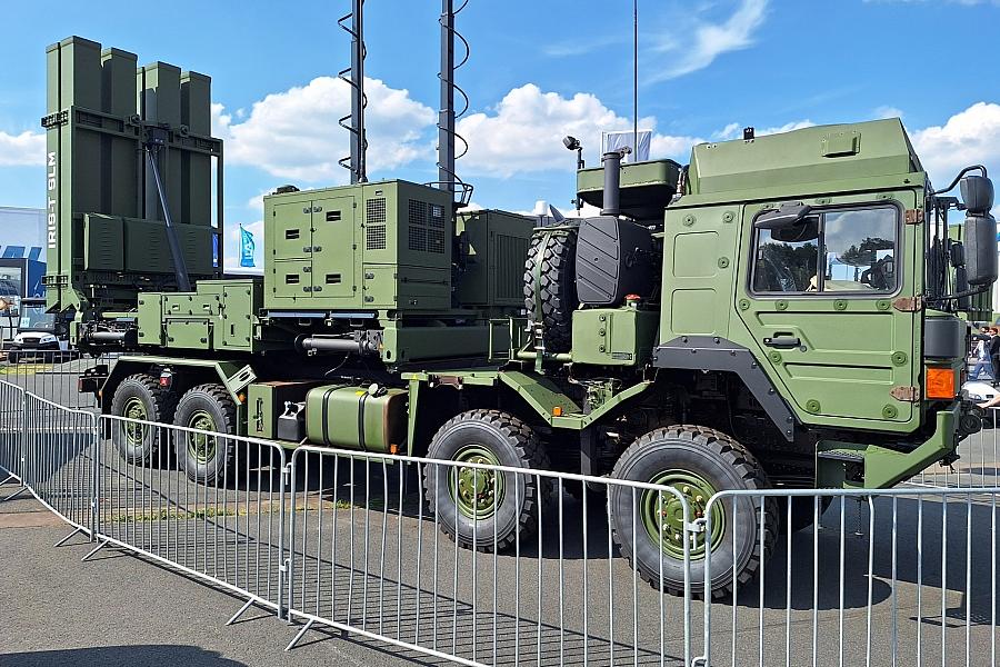 Bundestag bewilligt Beschaffungen für 50 Milliarden Euro für Bundeswehr: Puma-Panzer und Spock-Satelliten im Fokus