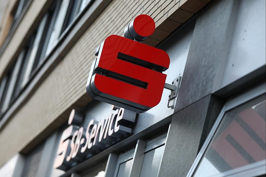 „Rote Hilfe“ verliert Bankkonten – Existenz des linken Vereins in Gefahr