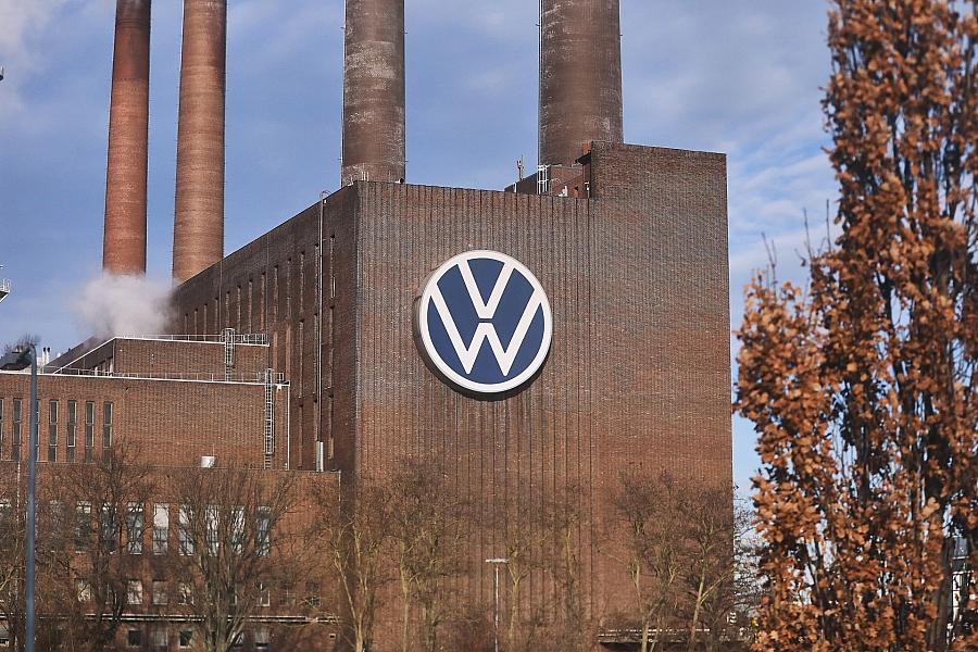 VW-Chef Blume: Sparfortschritte durch China und US-Zölle aufgezehrt