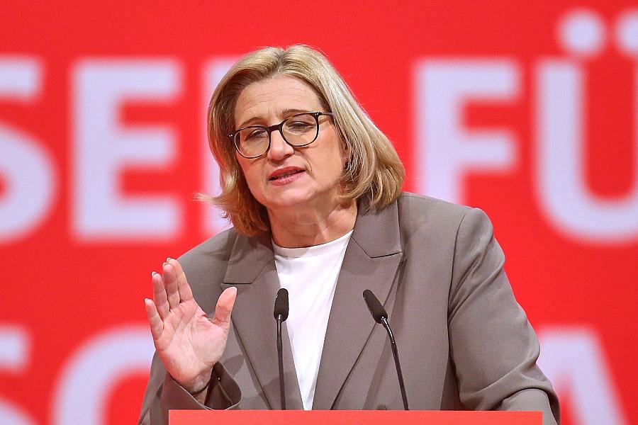 Rehlinger fordert von Bundeswirtschaftsministerin Reiche mehr Tempo bei Energiepreisen und Industriestrompreis