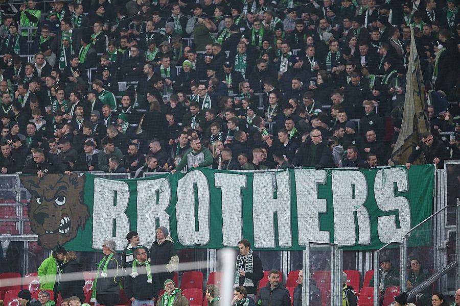 SC Freiburg siegt 4:3 bei Wolfsburg in turbulenter Bundesliga-Partie