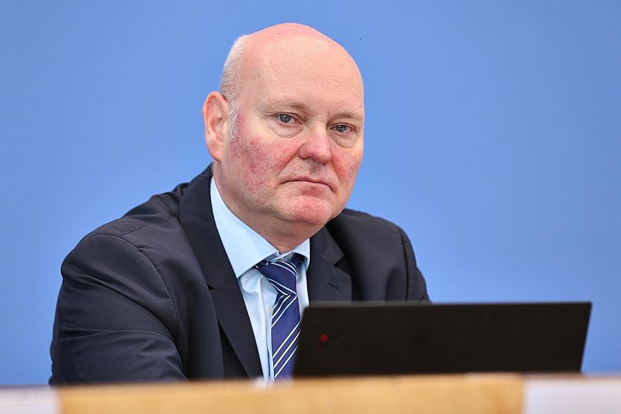 Wirtschaftsweise Truger: Renten-Debatte ist übertrieben und schadet der Konjunktur