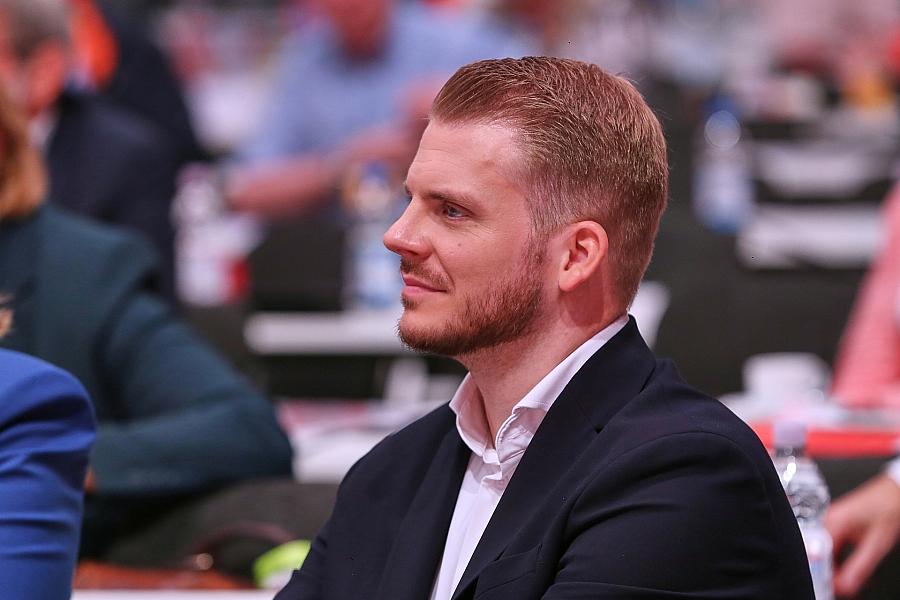 SPD fordert mehr Tempo von Wirtschaftsministerin Reiche bei Industriestrompreis