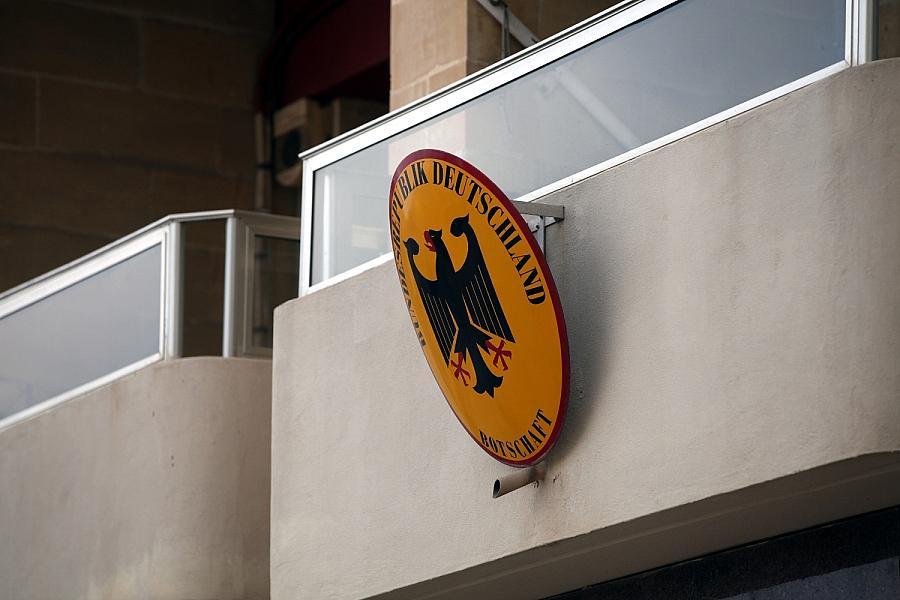 Fachkräfteeinwanderung stockt: Chancenkarte und Erfahrungssäule verfehlen Ziele