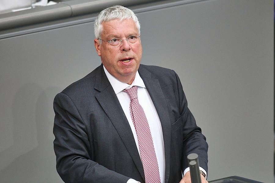 Hardt hält Friedensabkommen für Ukraine in naher Zukunft für unwahrscheinlich