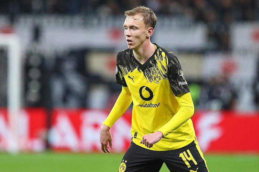 Borussia Dortmund besiegt Gladbach 2:0 und klettert auf Platz zwei der Bundesliga-Tabelle